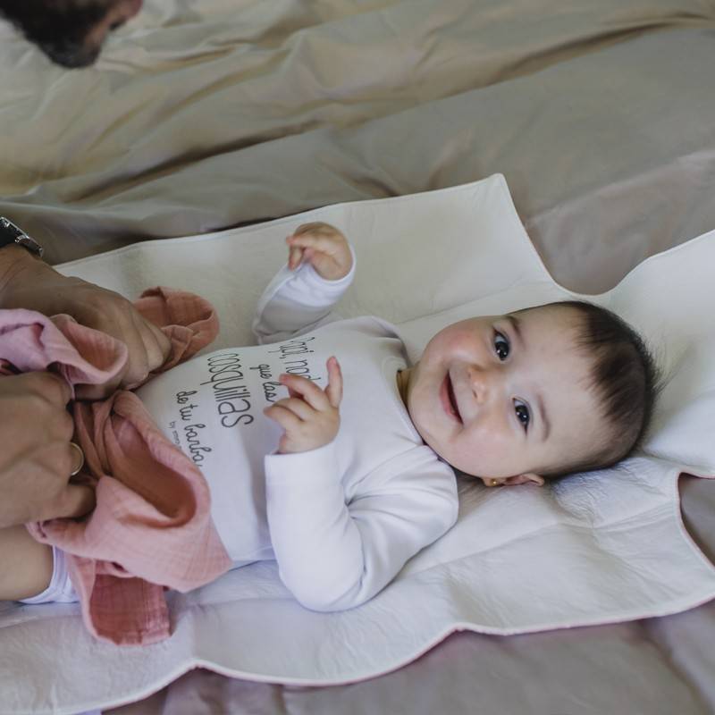 Cambiador portátil de bebé 33