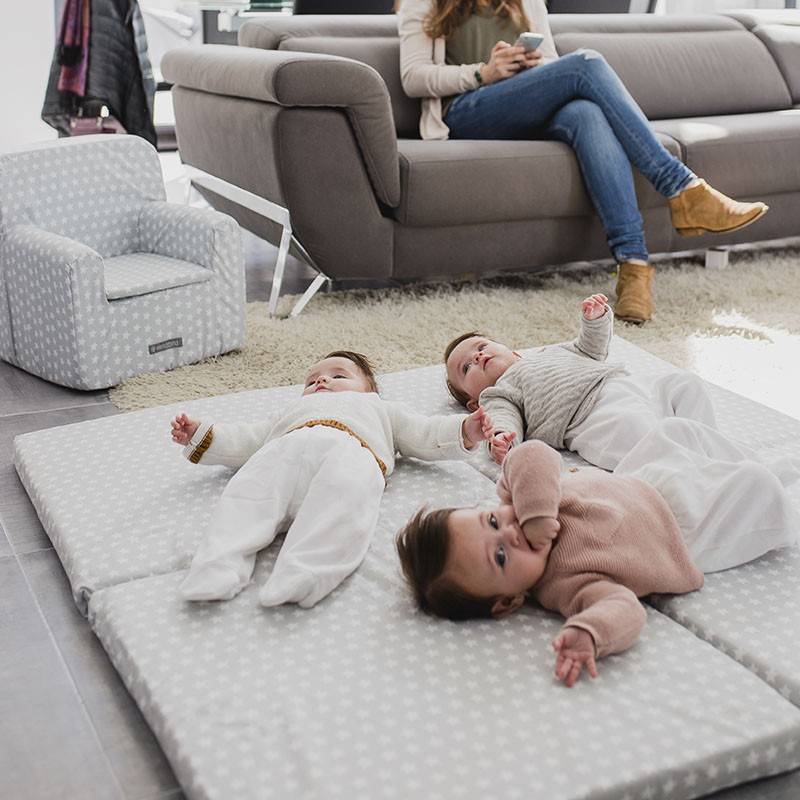 Colchoneta bebé de suelo 28