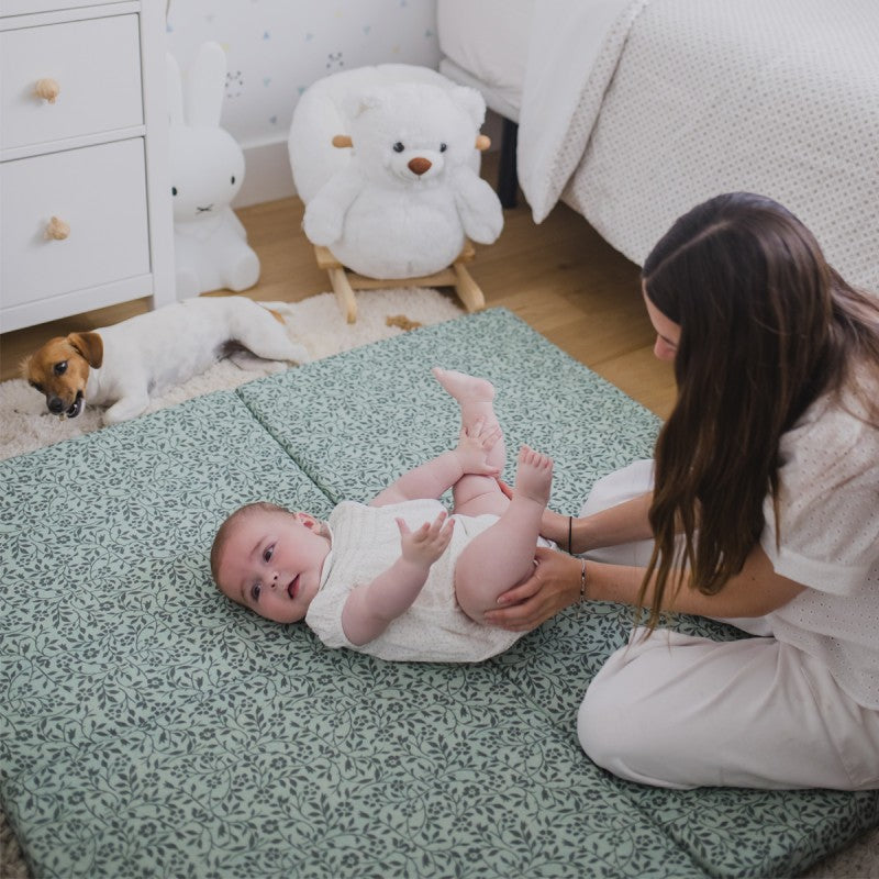 Colchoneta bebé de suelo 4