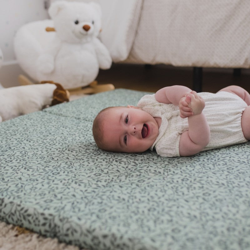 Colchoneta bebé de suelo 12