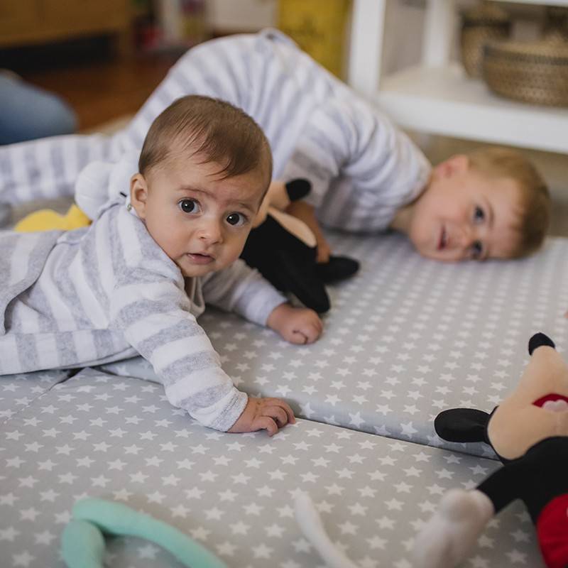 Colchoneta bebé de suelo 36