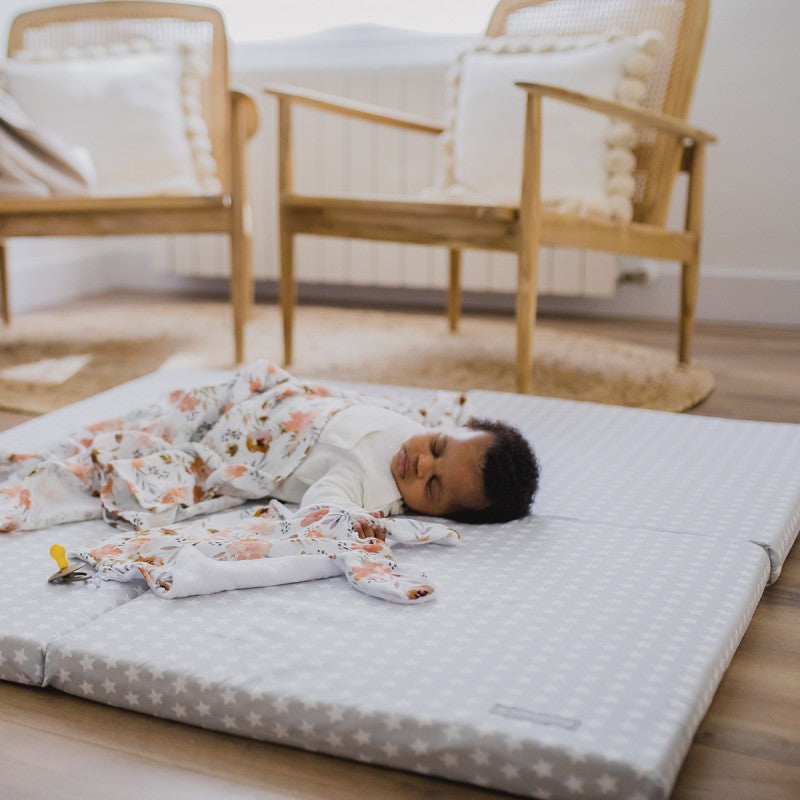 Colchoneta bebé de suelo 27