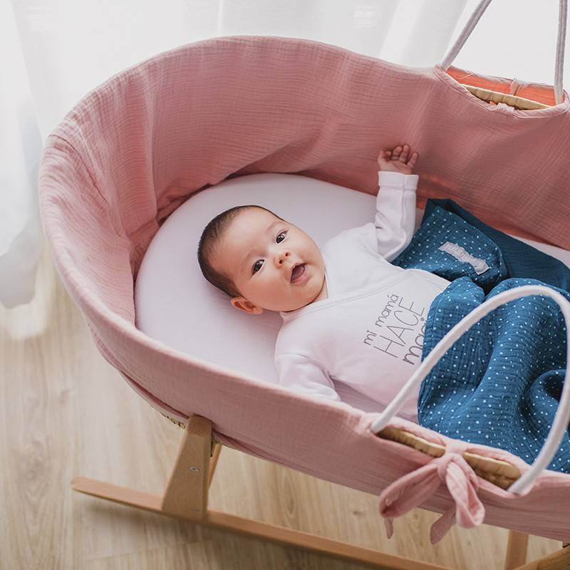 Moises bebe Mimuselina, Capazo mimbre con vestiduras 27