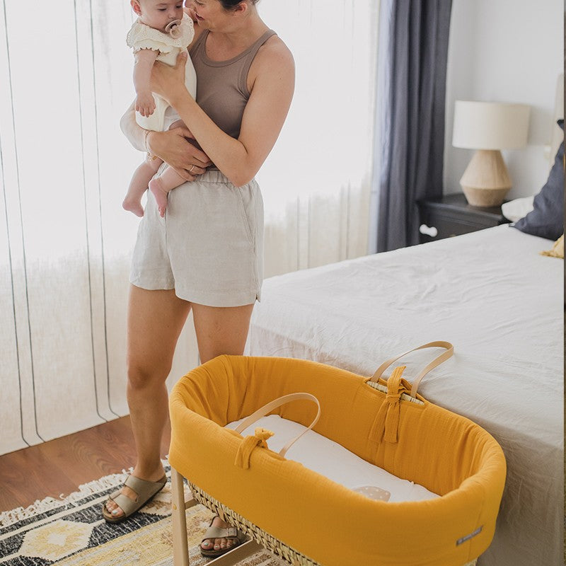 Moises bebe Mimuselina, Capazo mimbre con vestiduras 51