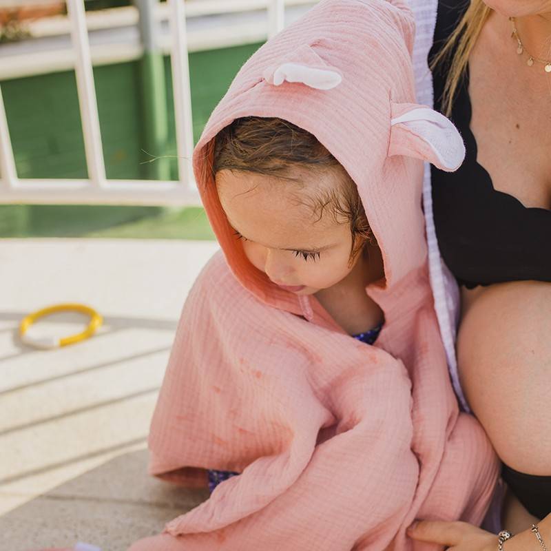 Poncho de baño para bebé de muselina 10