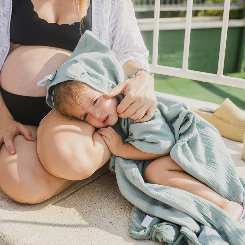 Poncho de baño para bebé de muselina 15