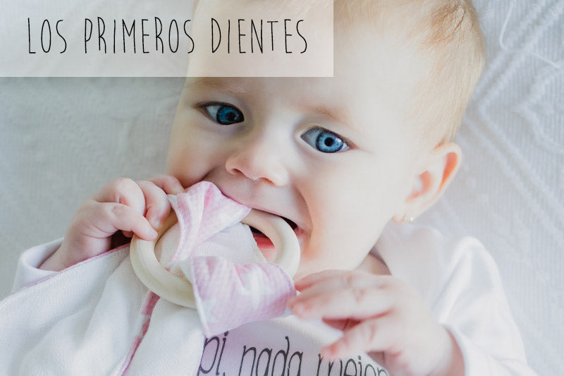 PRIMEROS-DIENTES-BEBE