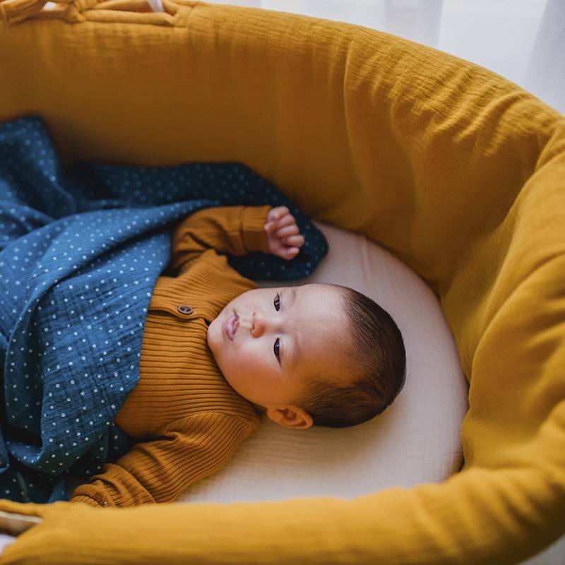 MIMUSELINA  Moises para Bebe Recien Nacido - Incluye Las Patas